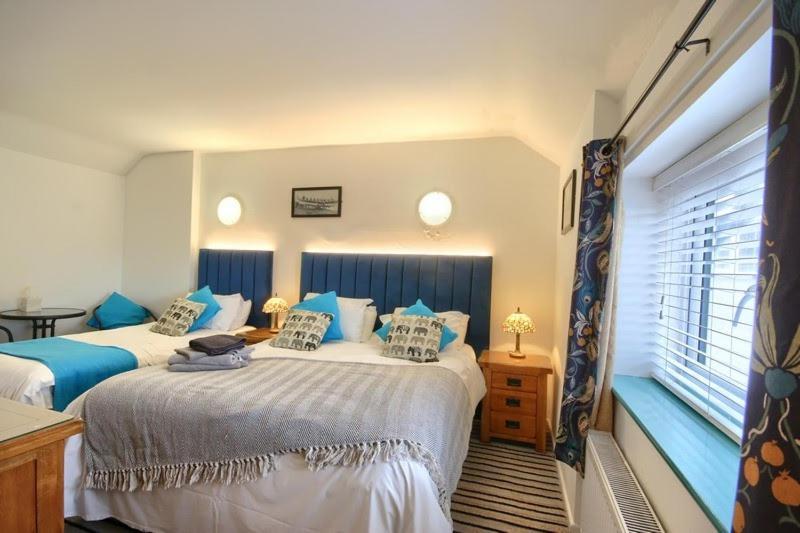 Smugglers Luxury Accommodation 谢林汉姆 外观 照片